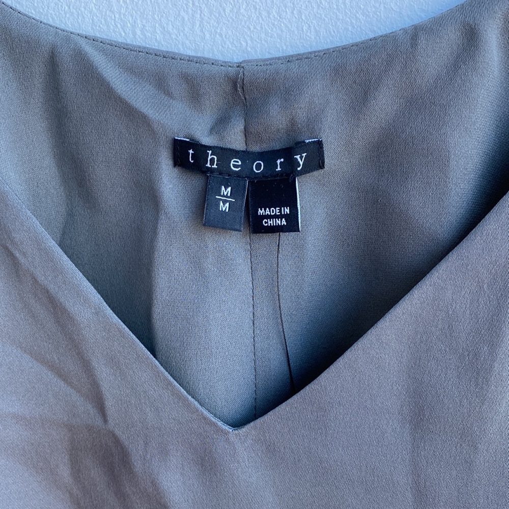 Theory Tunic - Picture 3 of 4